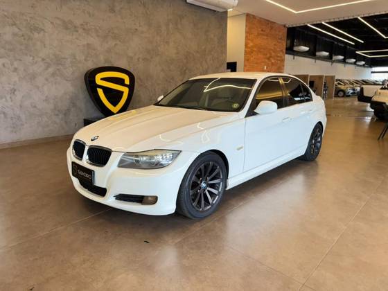 BMW 320i 2.0 16V GASOLINA 4P AUTOMÁTICO BMW 320i 2.0 16V GASOLINA 4P AUTOMÁTICO